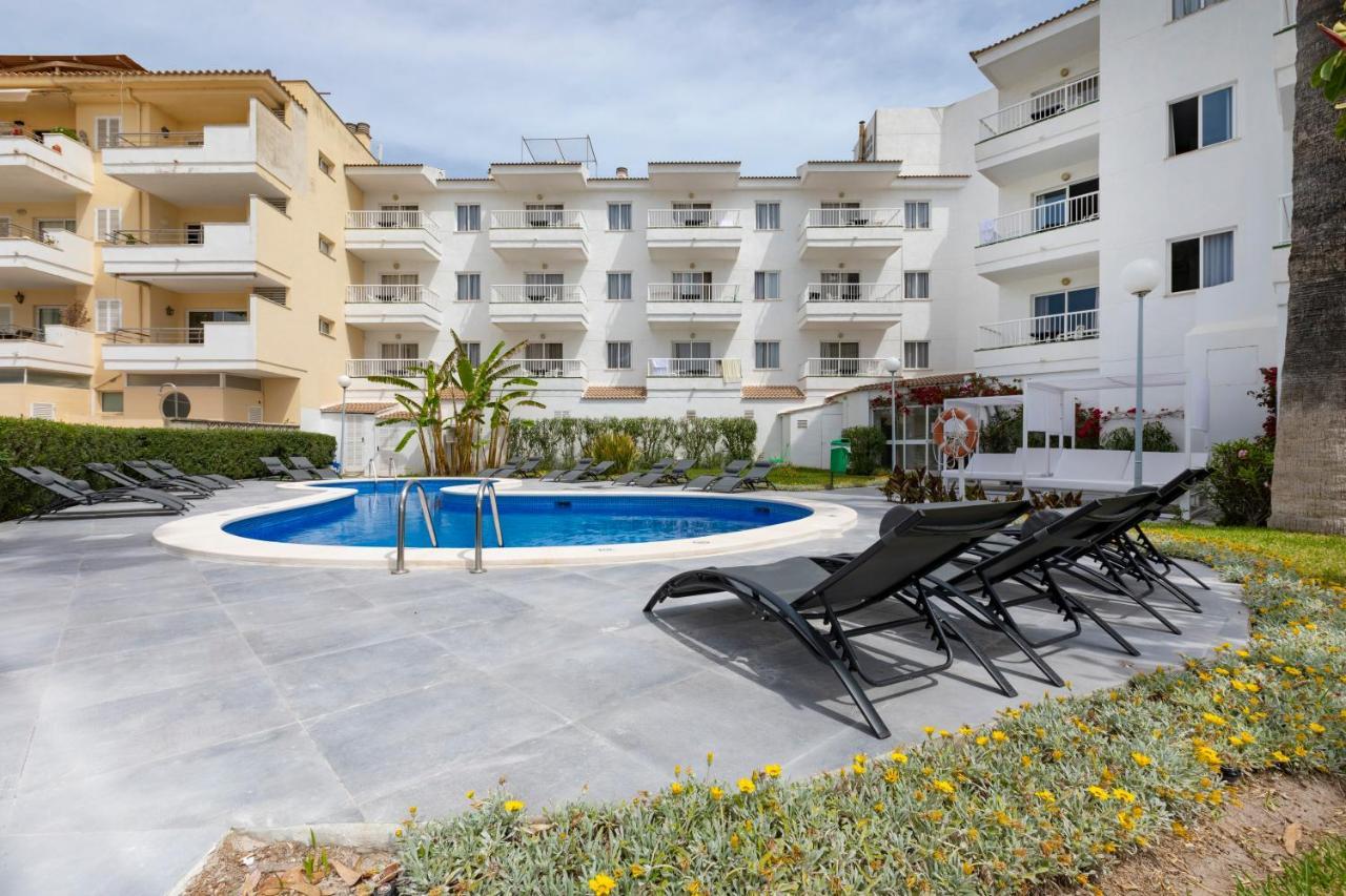 Sand Beach Apartments Port de Alcudia  ภายนอก รูปภาพ