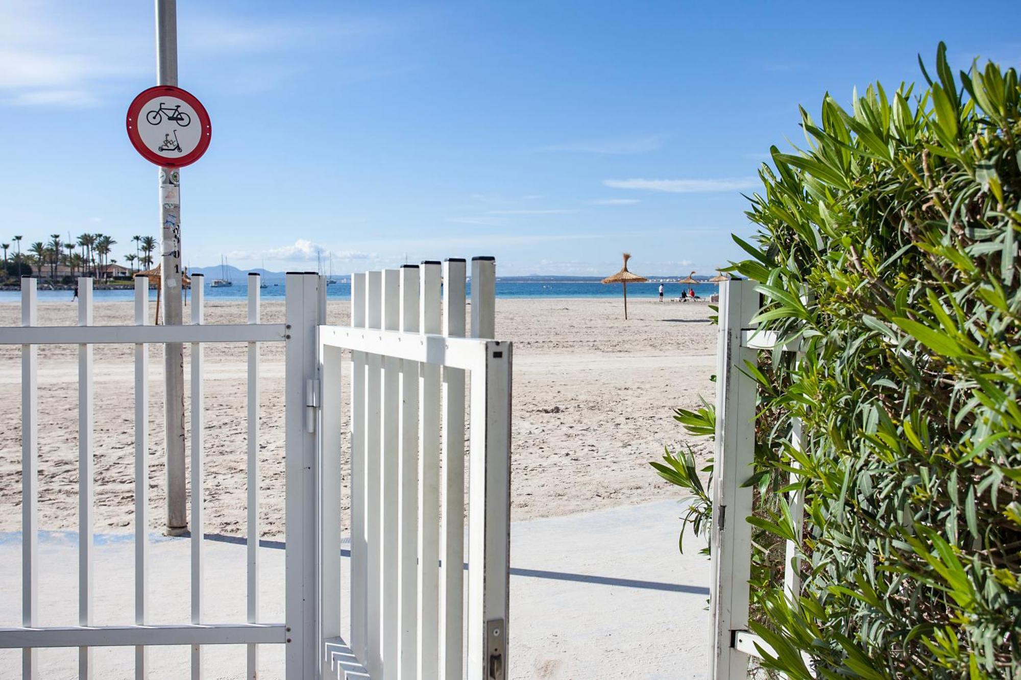 Sand Beach Apartments Port de Alcudia  ภายนอก รูปภาพ